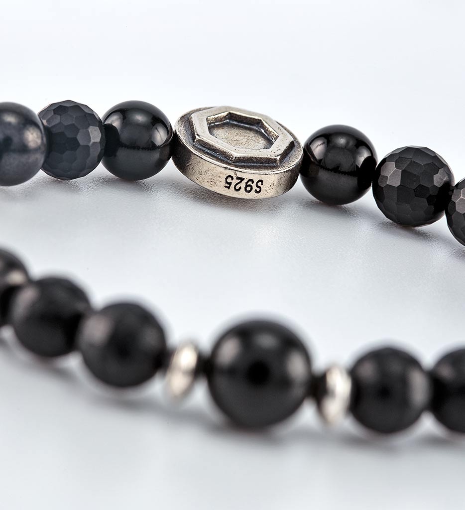 bracelet, shungite beads, onyx beads, silver - detail