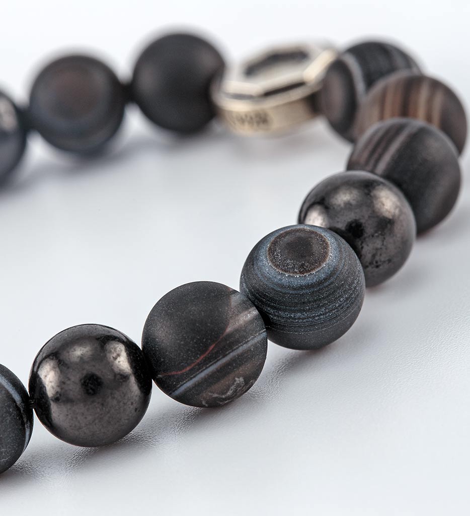 shungite, black sardonyx, striped dzi bead bracelet - detail