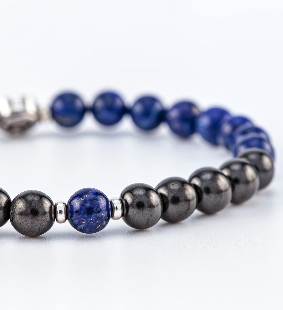 bracelet, lapis lazuli beads, shungite beads, silver - detail