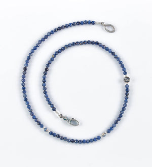 exquisite dark blue sapphire necklace